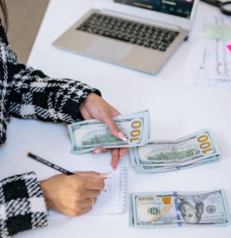 monthly bookkeeping that is also considered full service bookkeeping